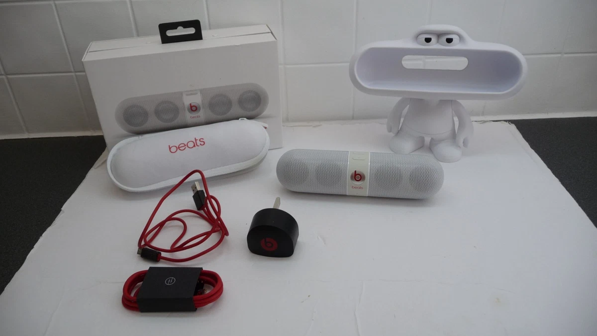 Beats by Dr. Dre Beats Pill 2.0 Bluetooth MP3 Player Docks & Mini