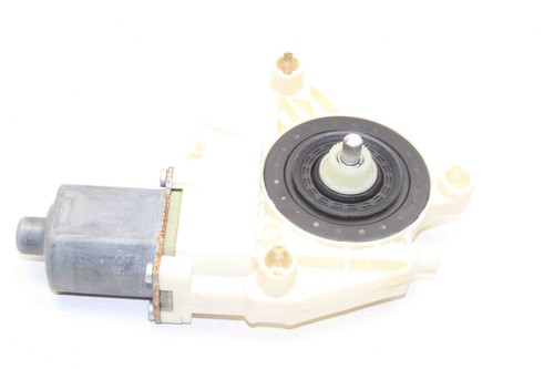 MERCEDES-BENZ B W246, W242 B 180 CDI / d 246.212 Fensterhebermotor vorne rechts