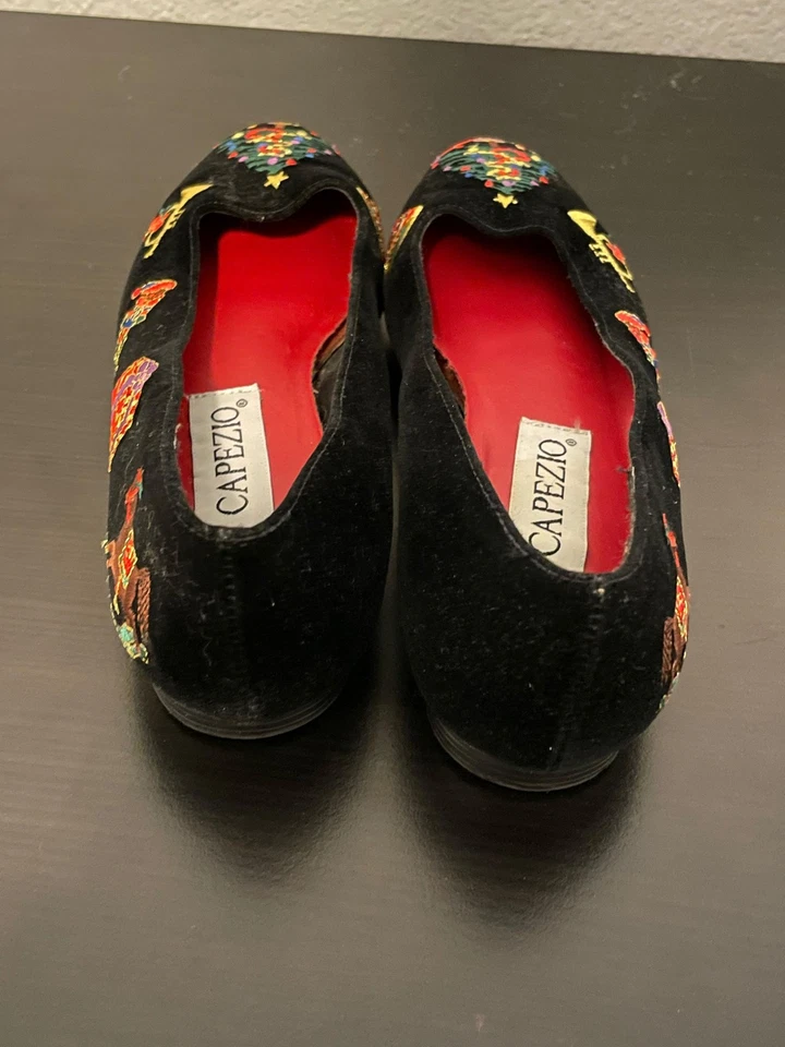 Capezio Zapatos Ballet Pisos Mujer Talla 7 Terciopelo Navidad Bordado Vacaciones Foto 4 de 4