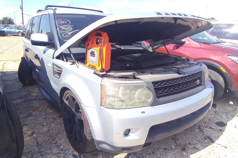 2010 Land Rover Range Rover Sport 5.0L Engine OEM 147K Miles - LKQ434448484 - Image 2 of 4