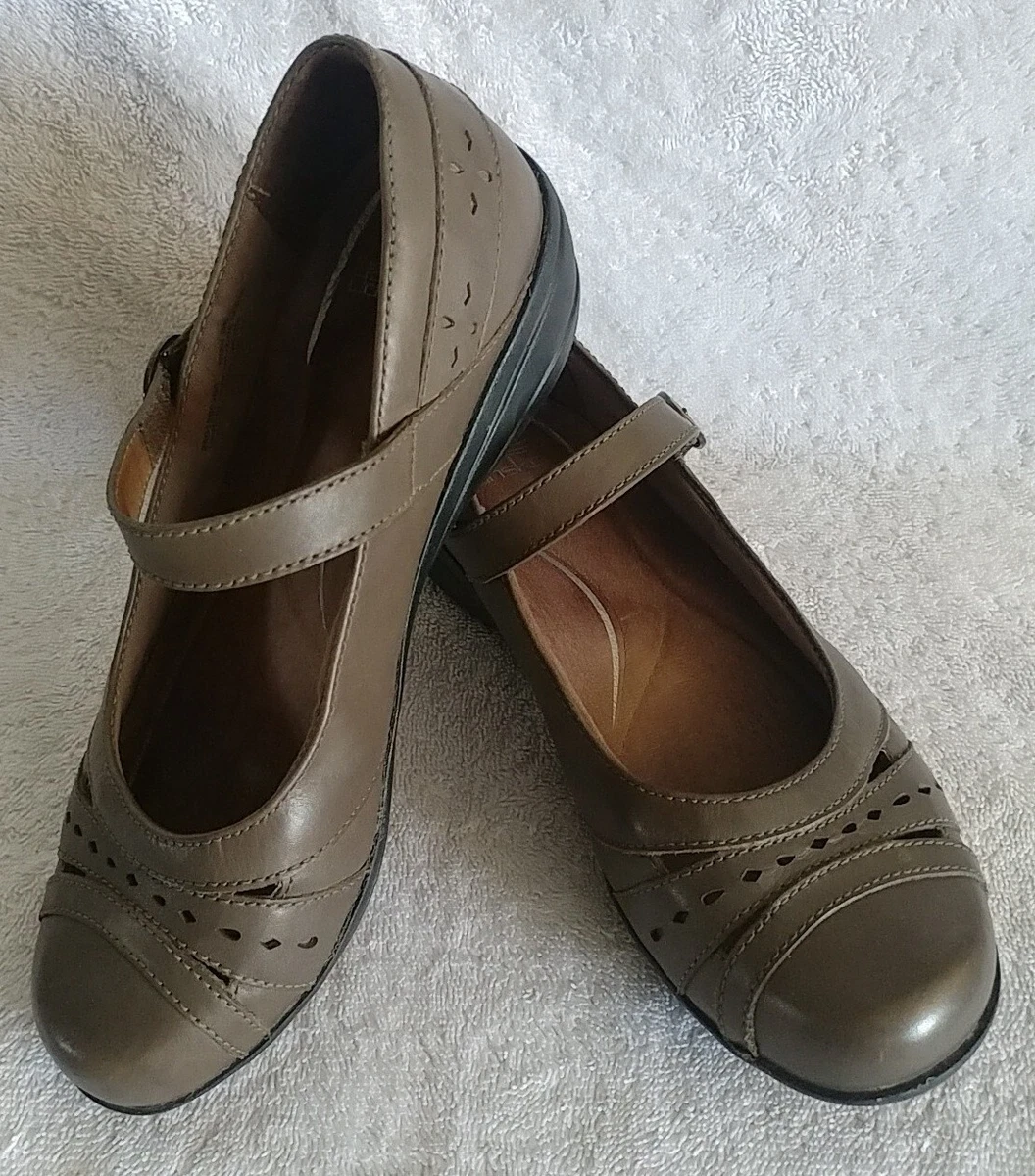 Insoles store for danskos