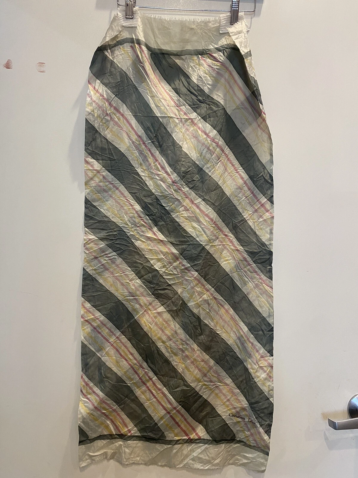 ÉCHARPE VINTAGE EN SOIE RAYÉE CHRISTIAN DIOR   PARFAIT ÉTAT