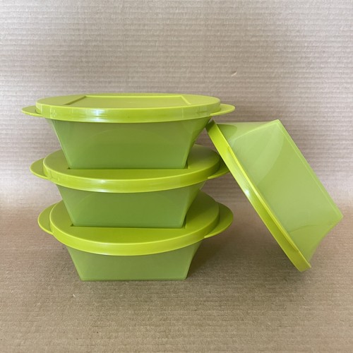 Tupperware Stackable Bowl (Set of 4) Square Bottom Green #5537, Seals #5538