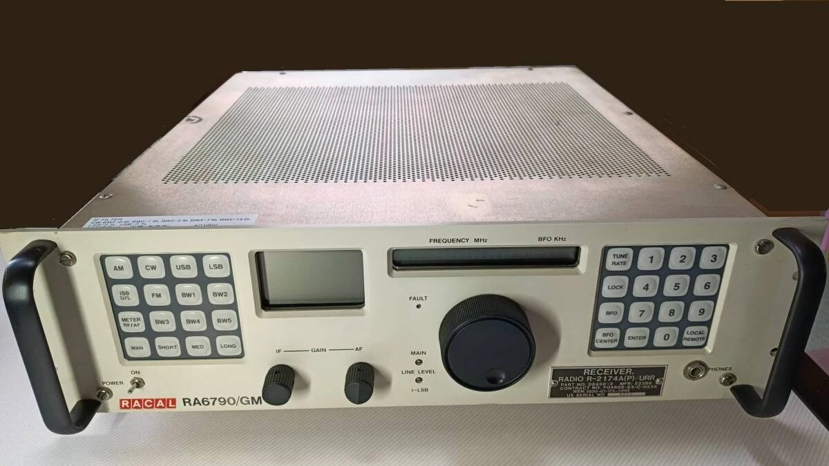 RACAL RA6790/GM HF RECEIVER 受信機 Yahoo!オークション - RACAL