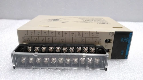 [Used] OMRON / CS1W-AD081-V1 / A/D UNIT, Color fading, 1pcs