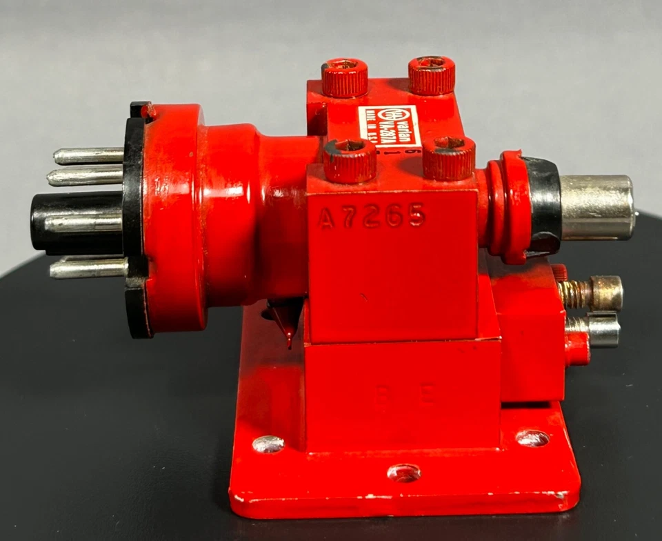 Tubo microondas VARIAN VA-287A Reflex Klystron HECHO EN EE. UU. Foto 4 de 4