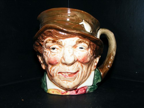 Jarra Royal Doulton Paddy Personaje Altura 3.1/4" Rd No. 817032