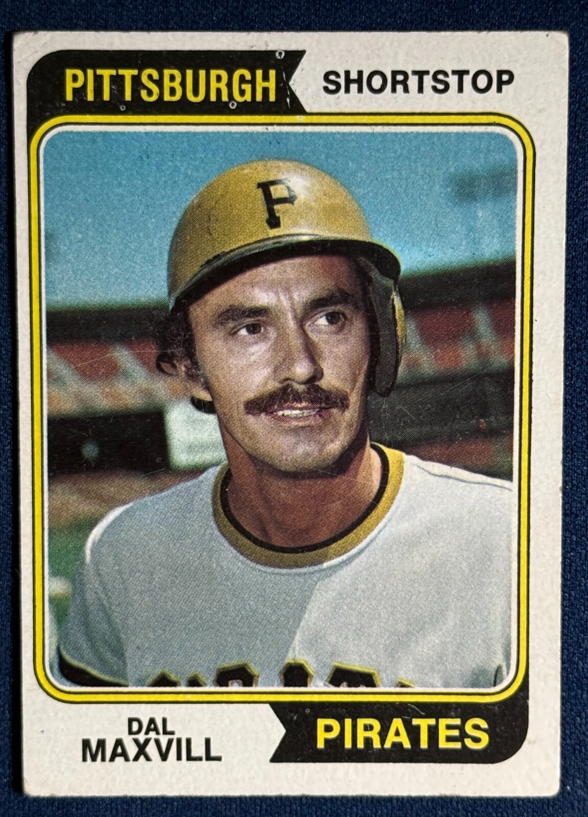 1974 TOPPS #358 DAL MAXVILL (PITTSBURGH PIRATES) BASEBALL CARD