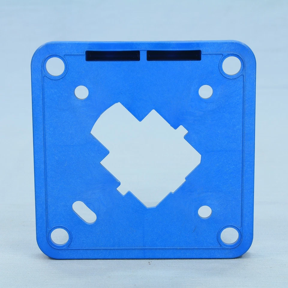 Cooper Pin & Sleeve Polarizer Plate 208Y/120 VAC ARC65C BLUE 0402971 192526 60A - Image 4 of 4