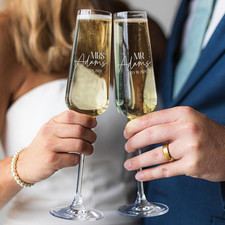Personalized Wedding Champagne Flutes Set of 2: Engraved Mr Mrs Toasting Glass