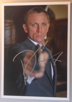 Daniel Craig  Autogramm  '' James Bond 007 '' 13x18