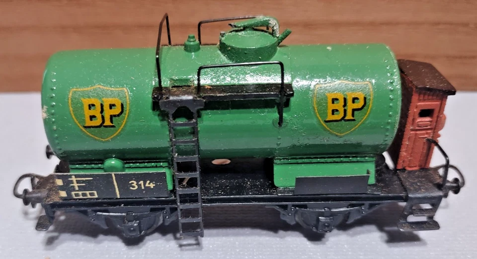 VINTAGE MARKLIN 314 BP  FREIGHT CAR 1950'S 3 RAIL HO - Image 2 of 4