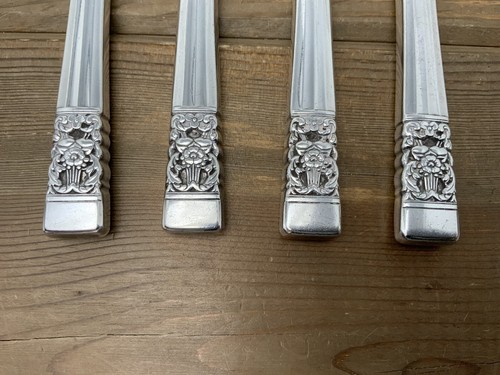Set 4 Coltelli Cavi Incoronazione Targa Comunità 9,5” Oneida Silverplate 1936 - Foto 5 di 12