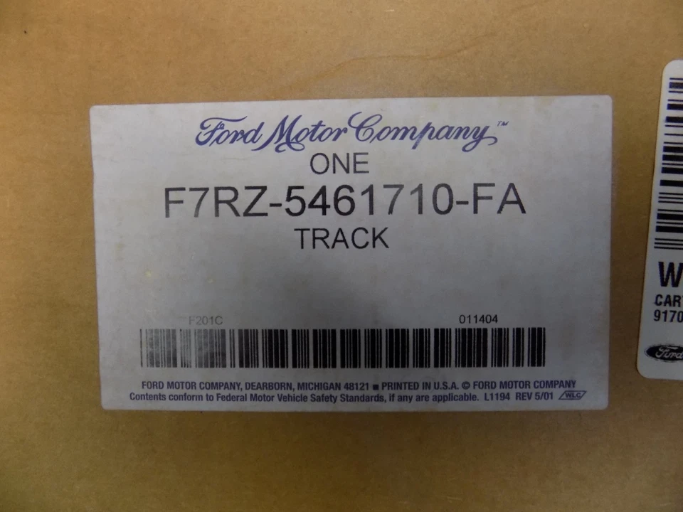 Nuevo asiento de oruga derecho Ford Contour Mercury Mystique 1998-2000 fabricante de equipos originales Foto 3 de 3