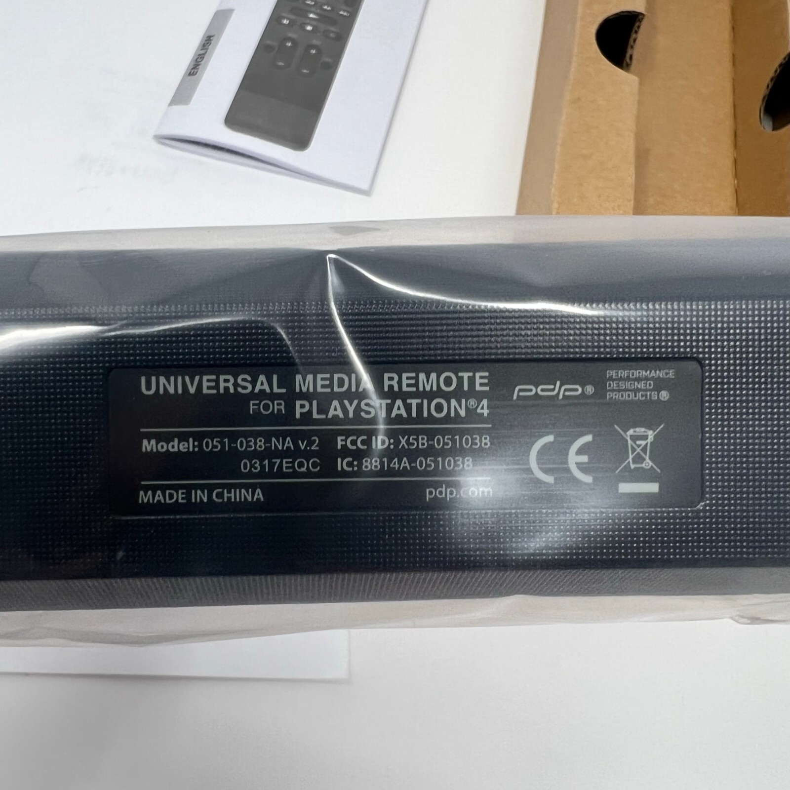 PS4 PlayStation 4 Universal Media Remote Sony Pristine 051-038-D1 - New Open Box