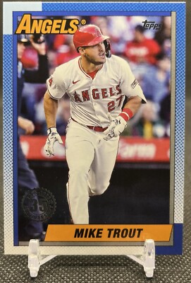 稀少 SSP 2025 Topps Tokyo Series マイク・トラウト 2025 TOPPS SERIES 1 CELEBRATIONS MIKE TROUT BIG HEAD