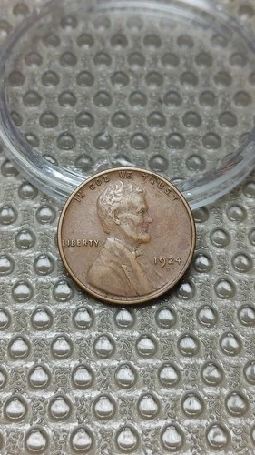 1924 D Lincoln Wheat Cent Penny VF                                          D088