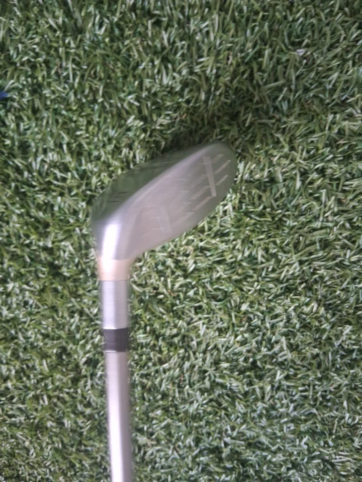 Queimador feminino TaylorMade SuperSteel 5 eixo bolha de madeira 41,5" feminino/RH⛳️ - Imagem 2 de 4