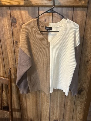Fortune + Ivy Women's Long Sleeve V Neck Sweater Camel Size Medium NWOT