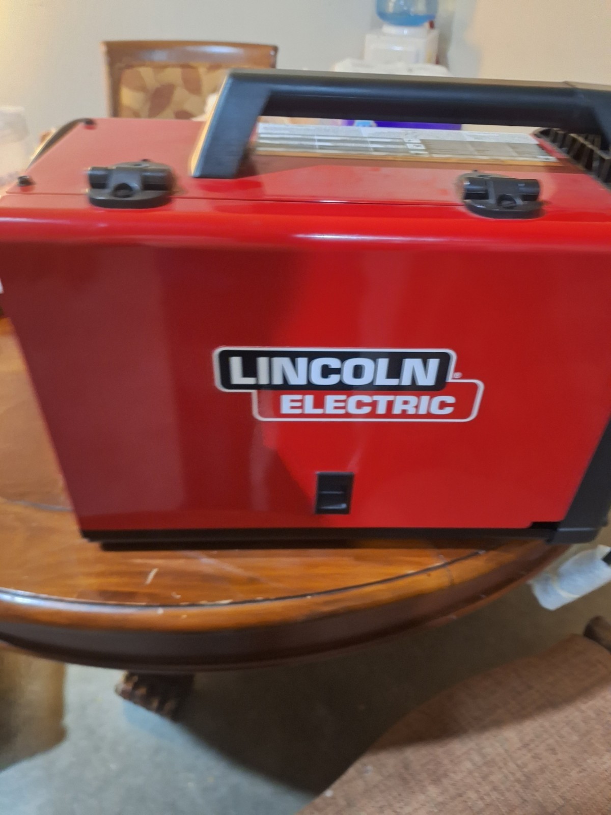 LINCOLN ELECTRIC&reg; LE31MP&reg; Multi-Process Machine Welder