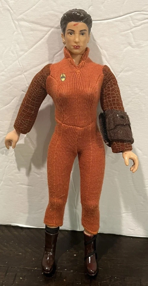 Figura Muñeca Star Trek DS9 9" Major KIRA NERYS Edición Bajorana Foto 2 de 4