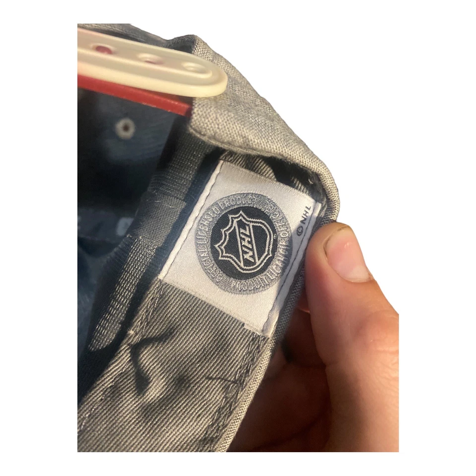 Arizona Coyotes NHL Zephyr Collectible Gray and White Striped Hat  - Image 4 of 4