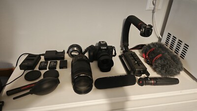 Canon EOS M50