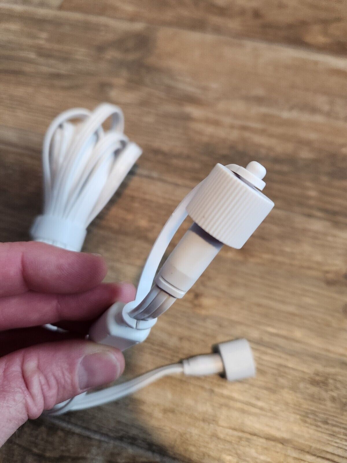 Priority Shipping—Govee Permanent Outdoor Lights White 12 Ft Extension