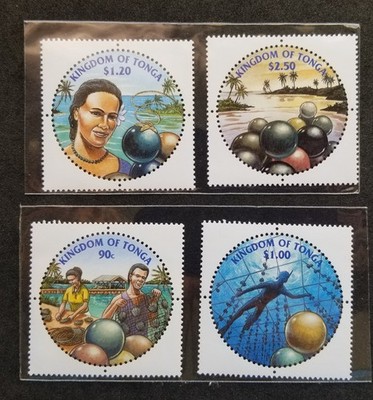 [SJ] Tonga Pearls Of The Tropics 2002 Diving Scuba Seashell (stamp) MNH *odd