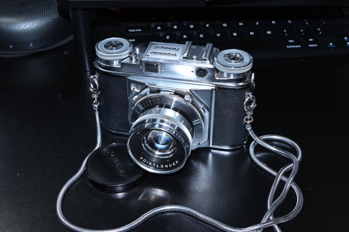 FILM TESTED] Voigtlander Prominent film camera w/ Ultron 50mm f2