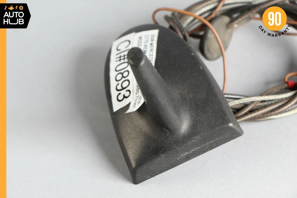 Антенна GPS 03–06 Mercedes W219 CLS500 E350 E320 Roof Shark Fin 2118203675 от оригинального производителя - Изображение 3 из 4