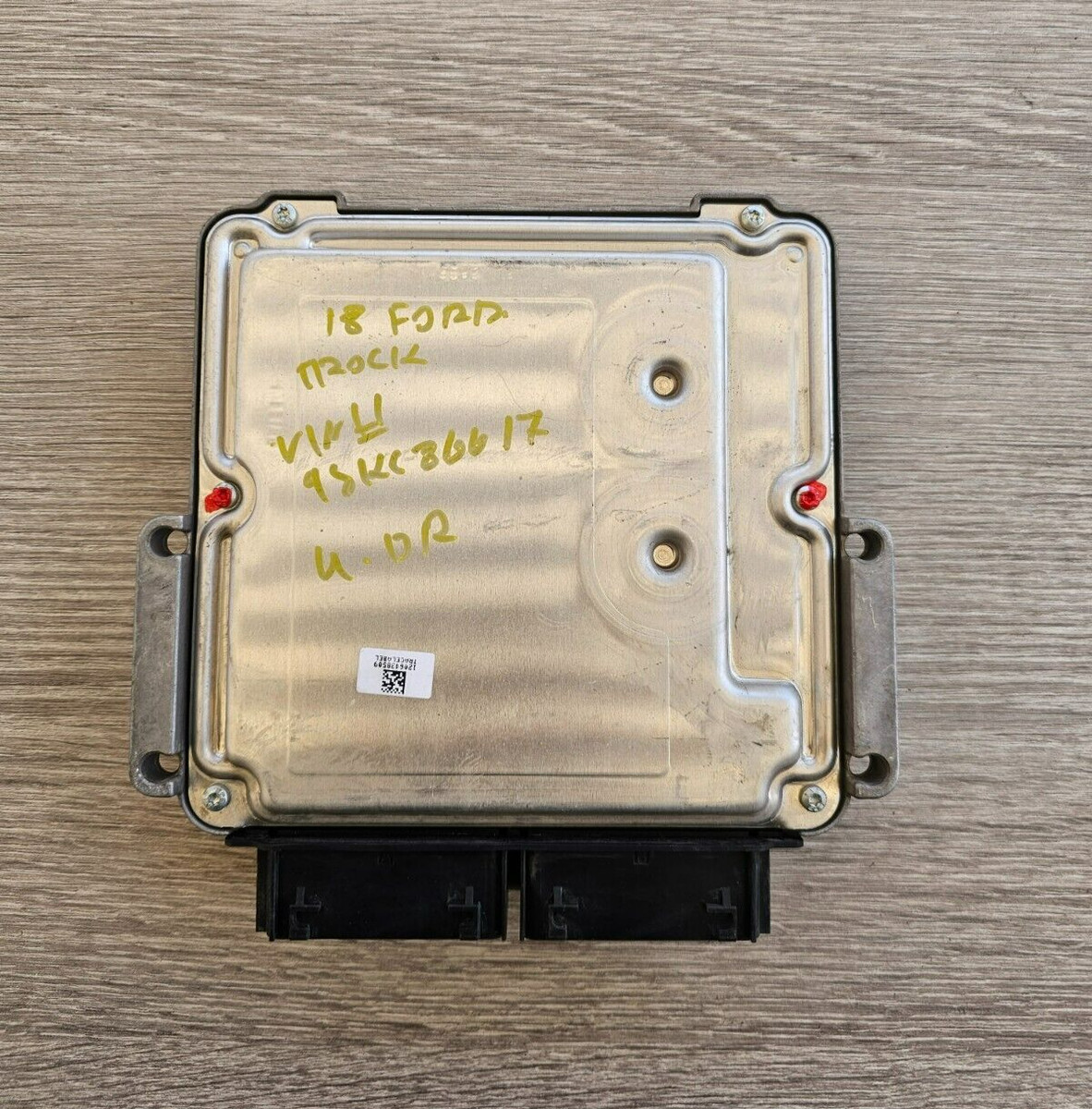 ✓Computer Brain Engine Control Module Ecu Ecm OEM 0 261 S19 318 