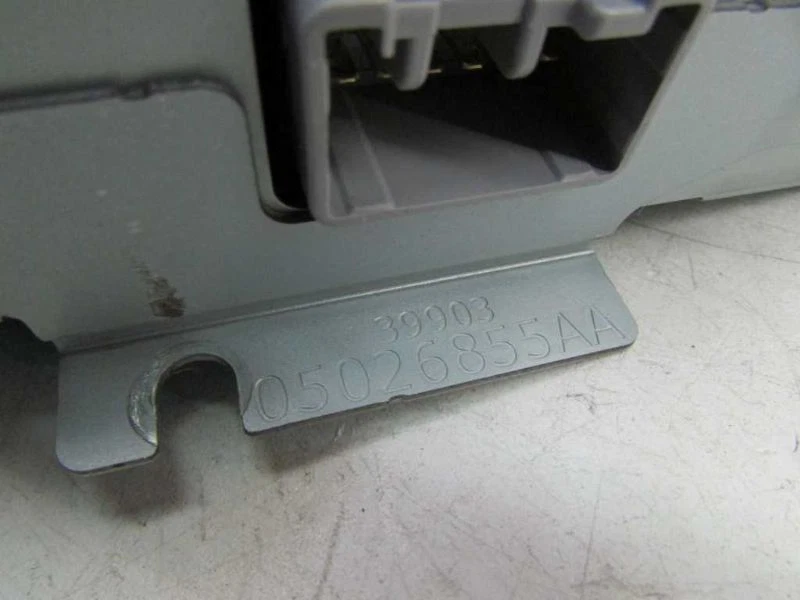 Jeep Compass Patriot 2009-2016 inversor de potencia módulo de control unidad de computadora Foto 4 de 4