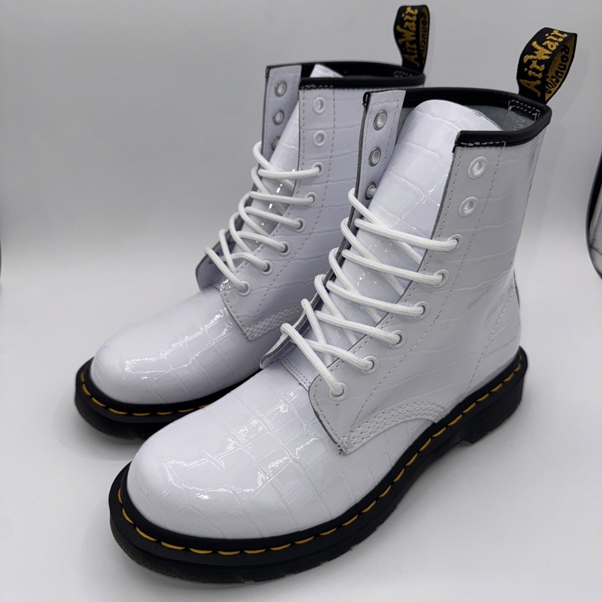 Dr Martens★1460 CROC EMBOSS★クロコダイル★WHITE PATENT Dr Martens 1460 Boots Women's Size 8 White Crocodile