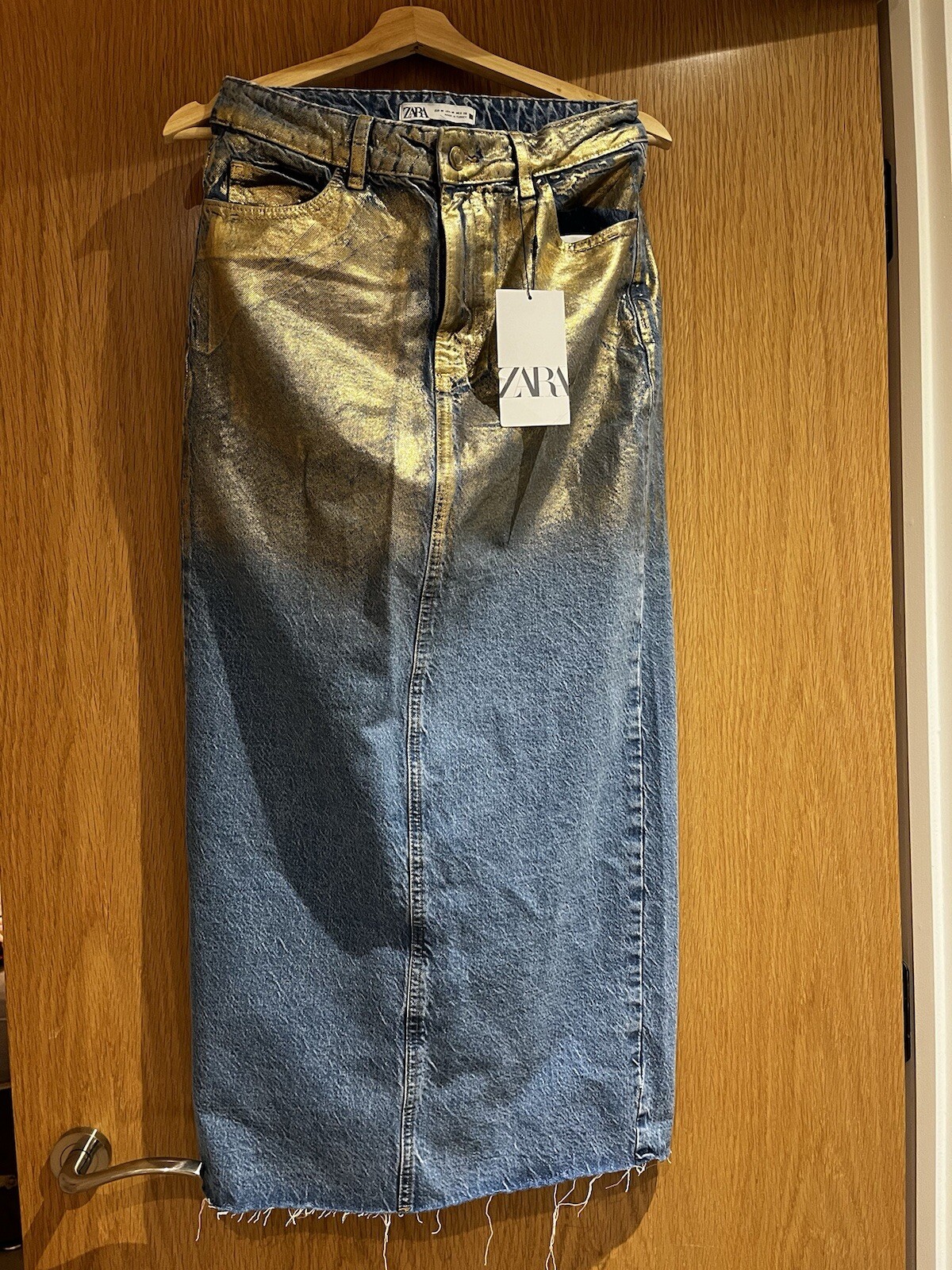 Picture 1 of 4