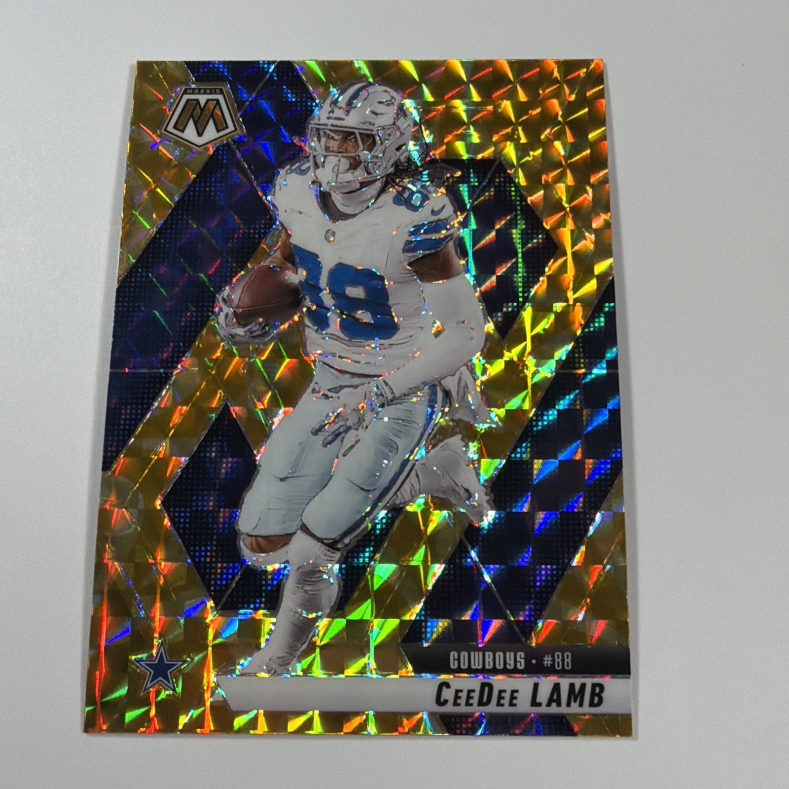 2025 Panini Mosaic CeeDee Lamb Reactive Yellow Prizm Dallas Cowboys #209