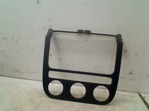 RADIO SIERLIJST Volkswagen Golf V (1K1) Hatchback 1.4 16V (BCA) 2007 1K0858071E