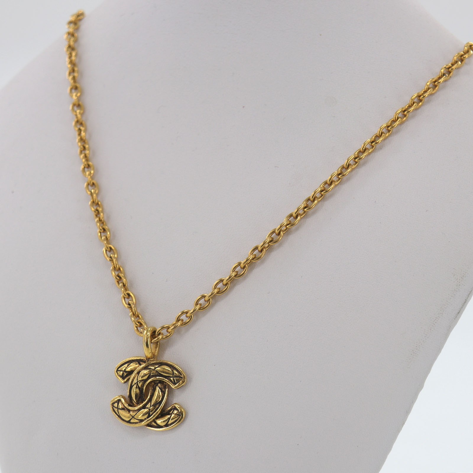 CHANEL CC Logos Used Necklace Pendant Gold-Plated 3858/ Vintage #CX581 O