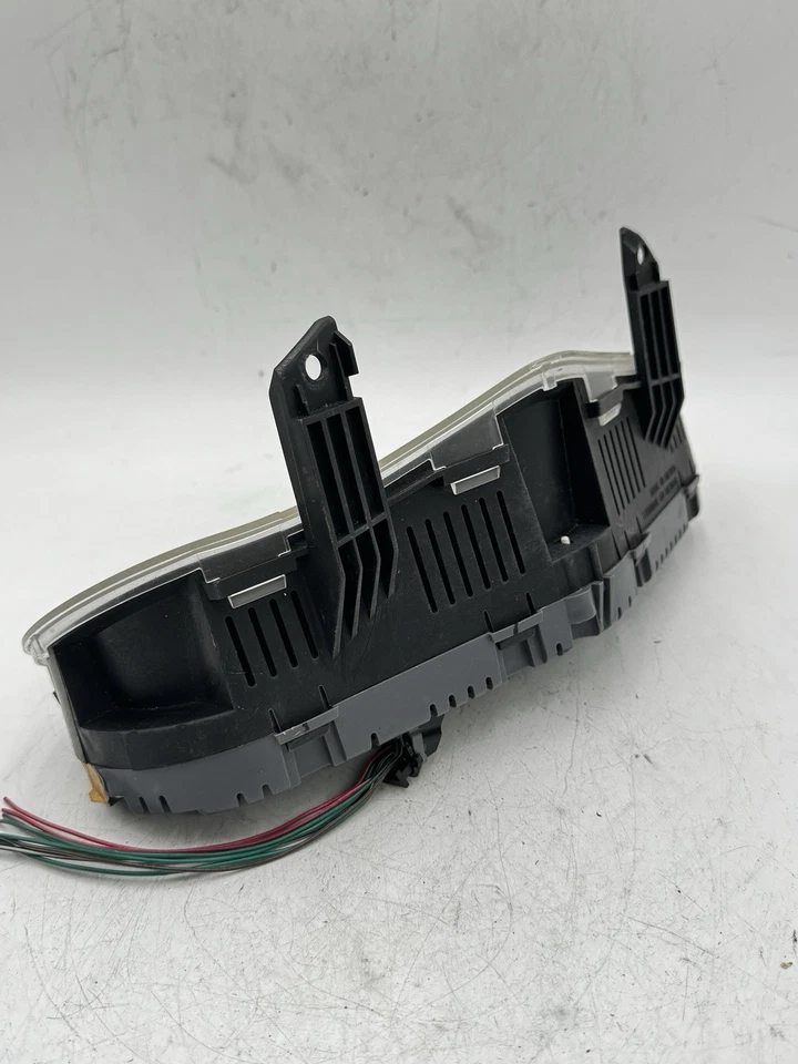 2008-2009 SATURN AURA XE XR SPEEDOMETER CLUSTER GAUGE INSTRUMENT MPH OEM - Image 3 of 4