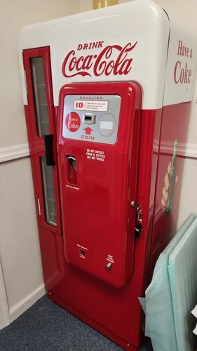 Rare Vintage Coca-Cola Mini Vending Machine - Gently Used
