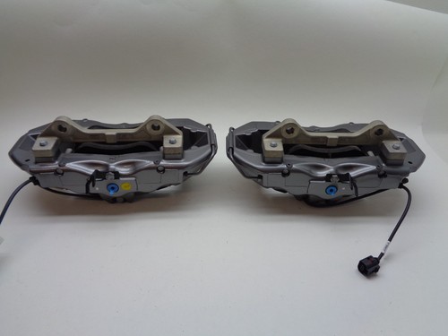 Audi RS3 8Y Ceramic Brake Calipers New Fixed Pads 83A615107E 83A615108E RSQ3 - Picture 16 of 16