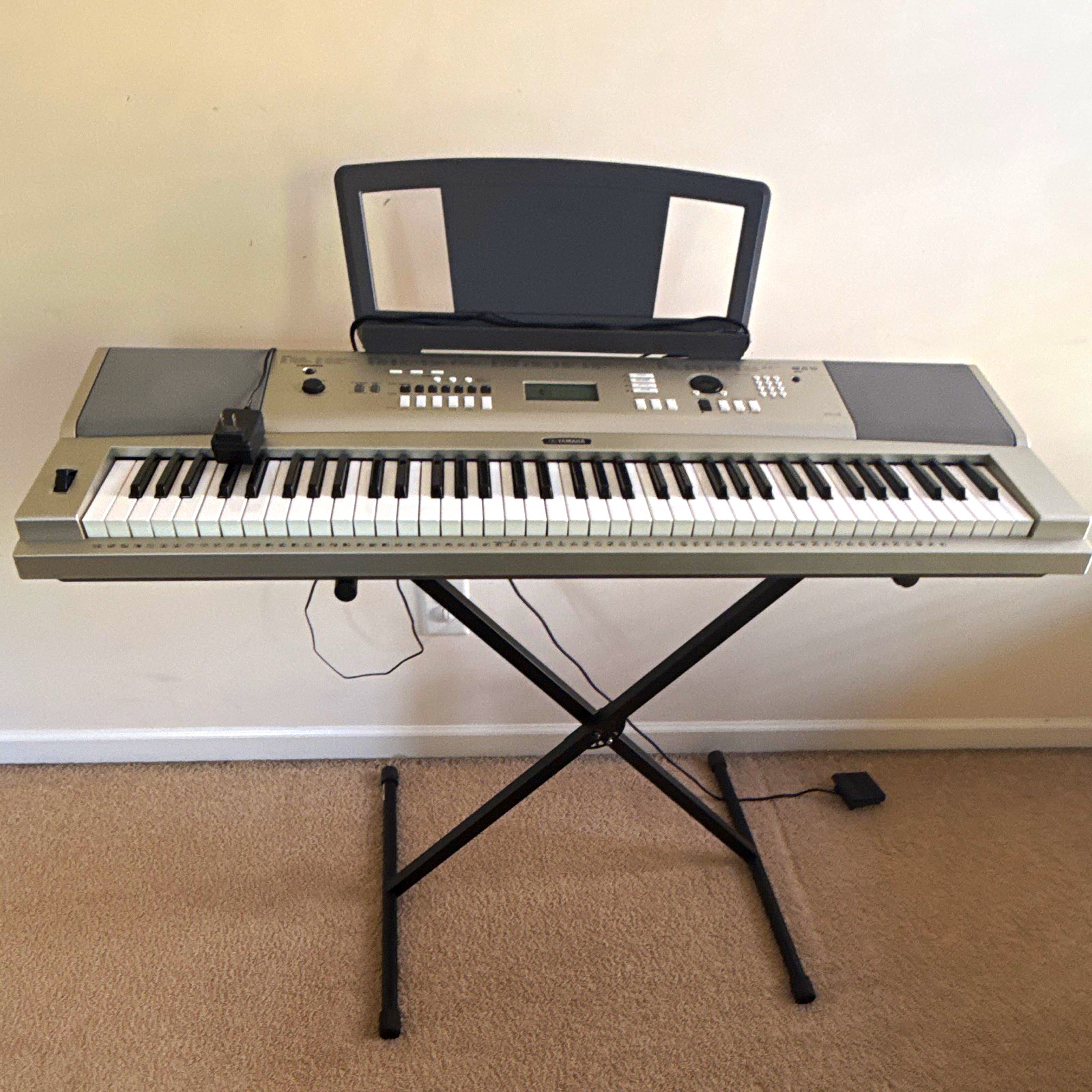 61-Key Electronic Keyboard Built-in Speaker, Stand, Sustain Pedal, Silver/Black
