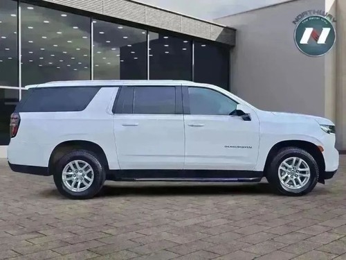 2023 Chevrolet Suburban LT - Picture 6 of 12