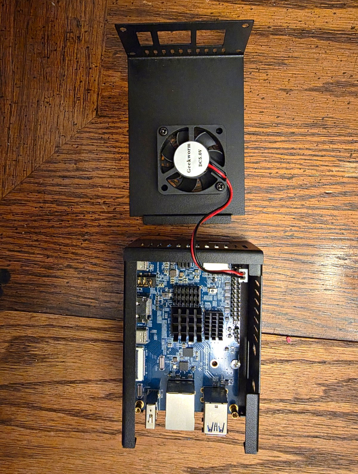 Orange Pi 5 16GB RK3588S SBC w/ 256GB Samsung PM991 NVMe SSD Metal Case Fan