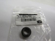 NOS Suzuki GT250 GT500 GT550 GT750 T250 T305 T350 T500 Seal 09284-10002
