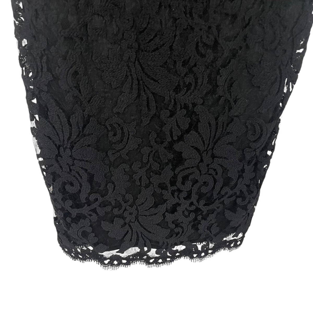 Tadashi Shoji Sleeveless Knee Length V Neck Black Lace Tadashi Shoji Sleeveless Knee Length V Neck Black Lace