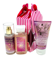BATH  BODY WORKS TRAVEL GIFT SET BODY MIST WASH CREAM STRAWBERRY SNOWFLAKES NEW