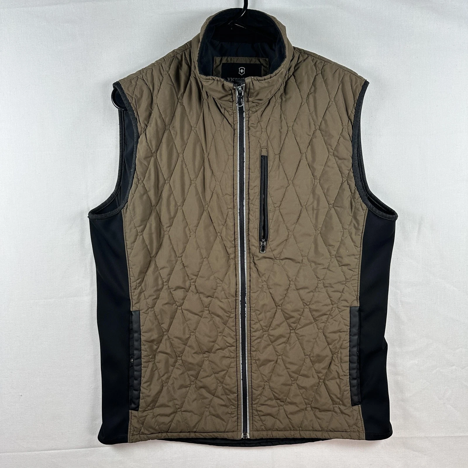 Victorinox Quilted Vest Mens Medium Brown Thermore Insulated Full Zip Pockets
