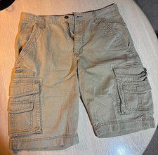 Ruff Hewn Khaki Casual/Cargo/Khaki Shorts-Pockets/Loose Fit -- 32