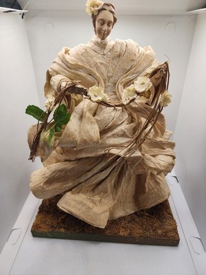 Vintage Rare Artist Paulette Cui Handmade Indigenous material  abaca rice straw